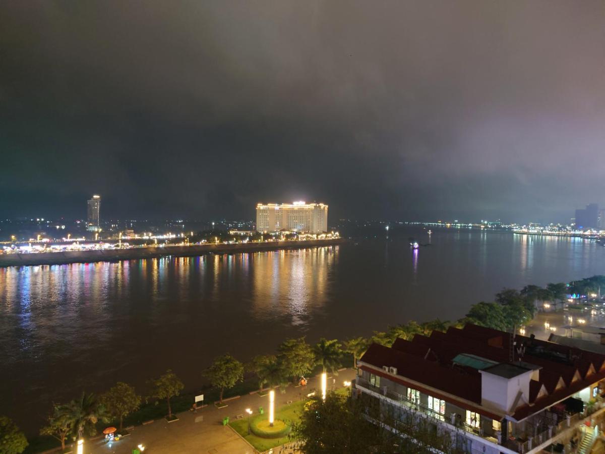 Phuminh Hotel Riverside Phnom Penh Esterno foto