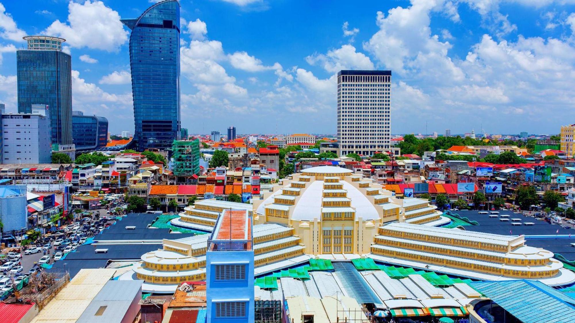 Phuminh Hotel Riverside Phnom Penh Esterno foto